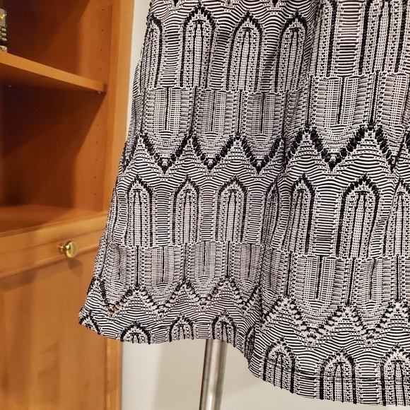 Lucky Brand Black and Gray Art Deco Dress - Picture 6 of 11